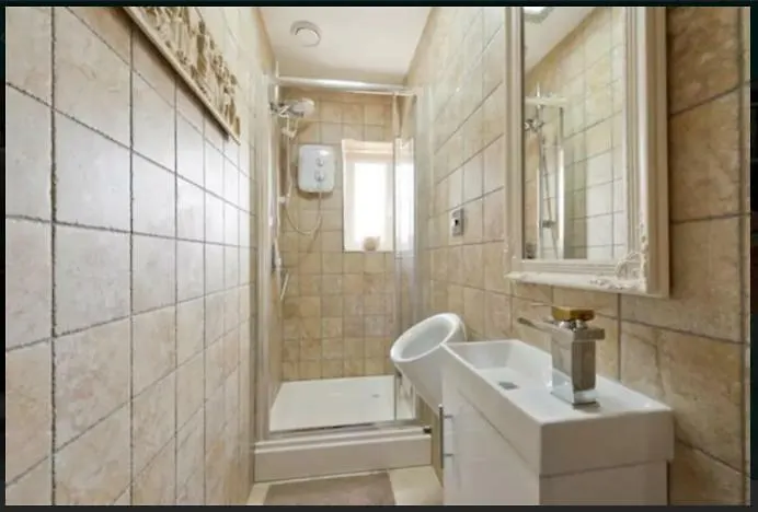 The Hideout ! Pansiyon Dublin